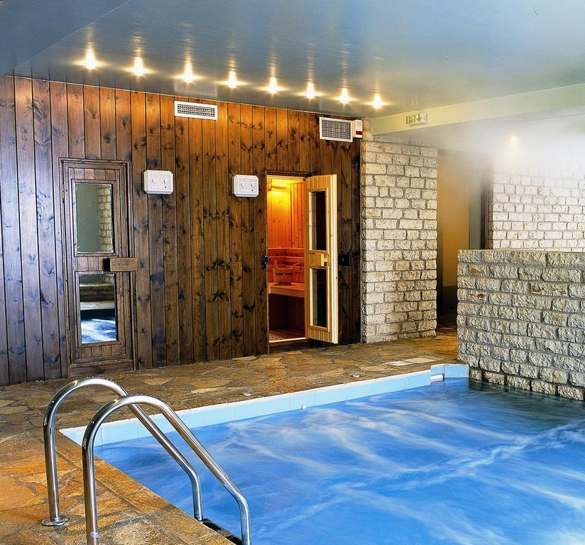 Avaris Hotel Karpenisi Ngoại thất bức ảnh