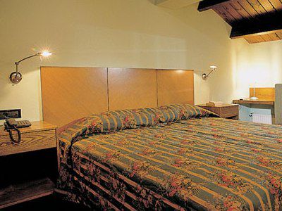Avaris Hotel Karpenisi Ngoại thất bức ảnh
